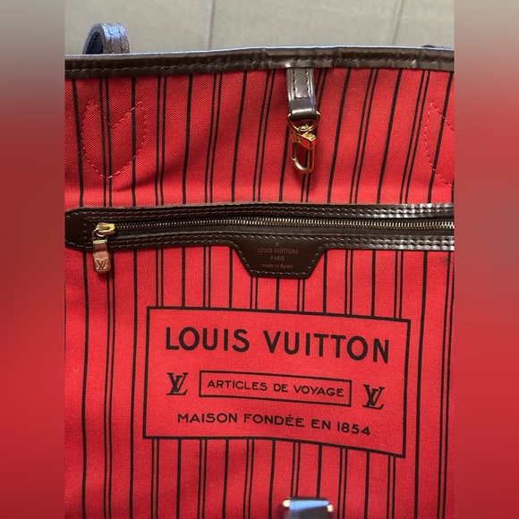Authentic Louis Vuitton Neverfull Damier MM - Picture 12 of 16